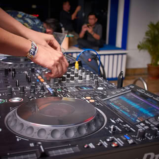 Dj Dj Controller Spielen